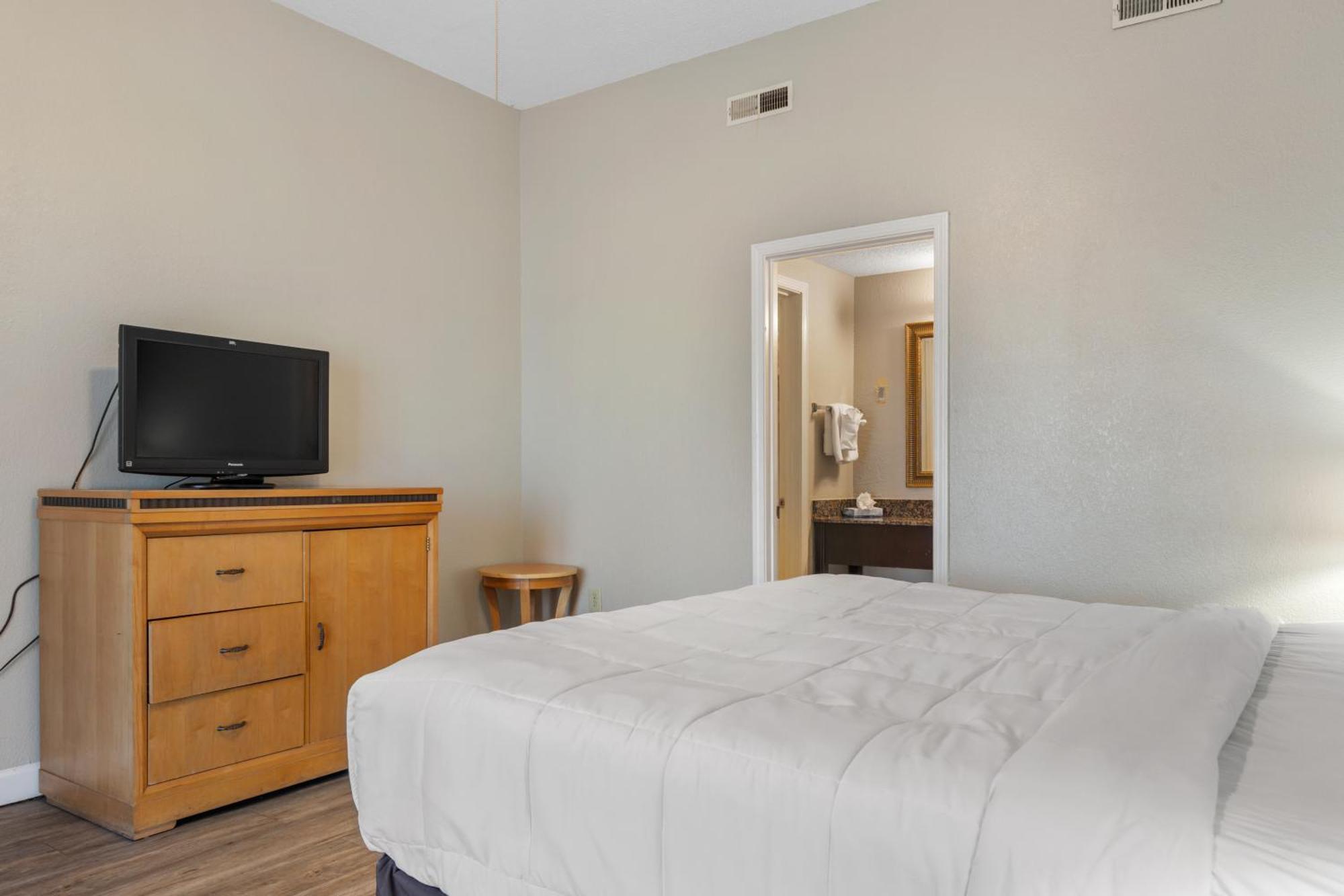 Ocean Crest Inn And Suites Μιρτλ Μπιτς Δωμάτιο φωτογραφία