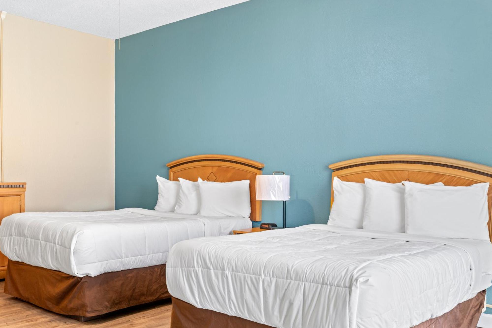Ocean Crest Inn And Suites Μιρτλ Μπιτς Δωμάτιο φωτογραφία