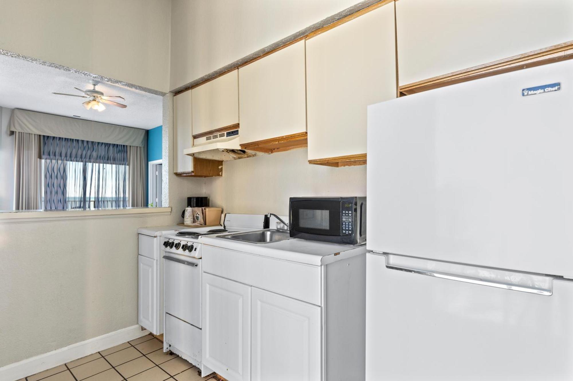 Ocean Crest Inn And Suites Μιρτλ Μπιτς Δωμάτιο φωτογραφία