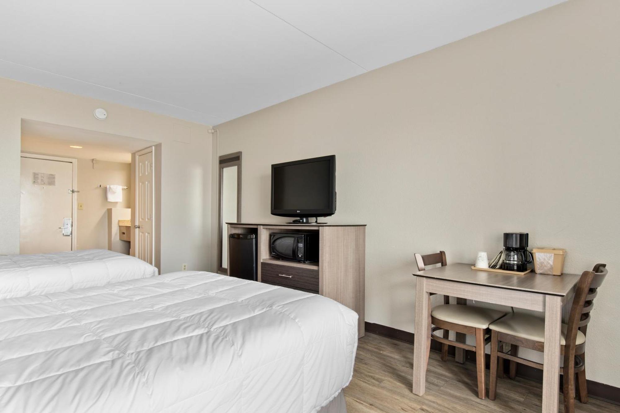 Ocean Crest Inn And Suites Μιρτλ Μπιτς Δωμάτιο φωτογραφία
