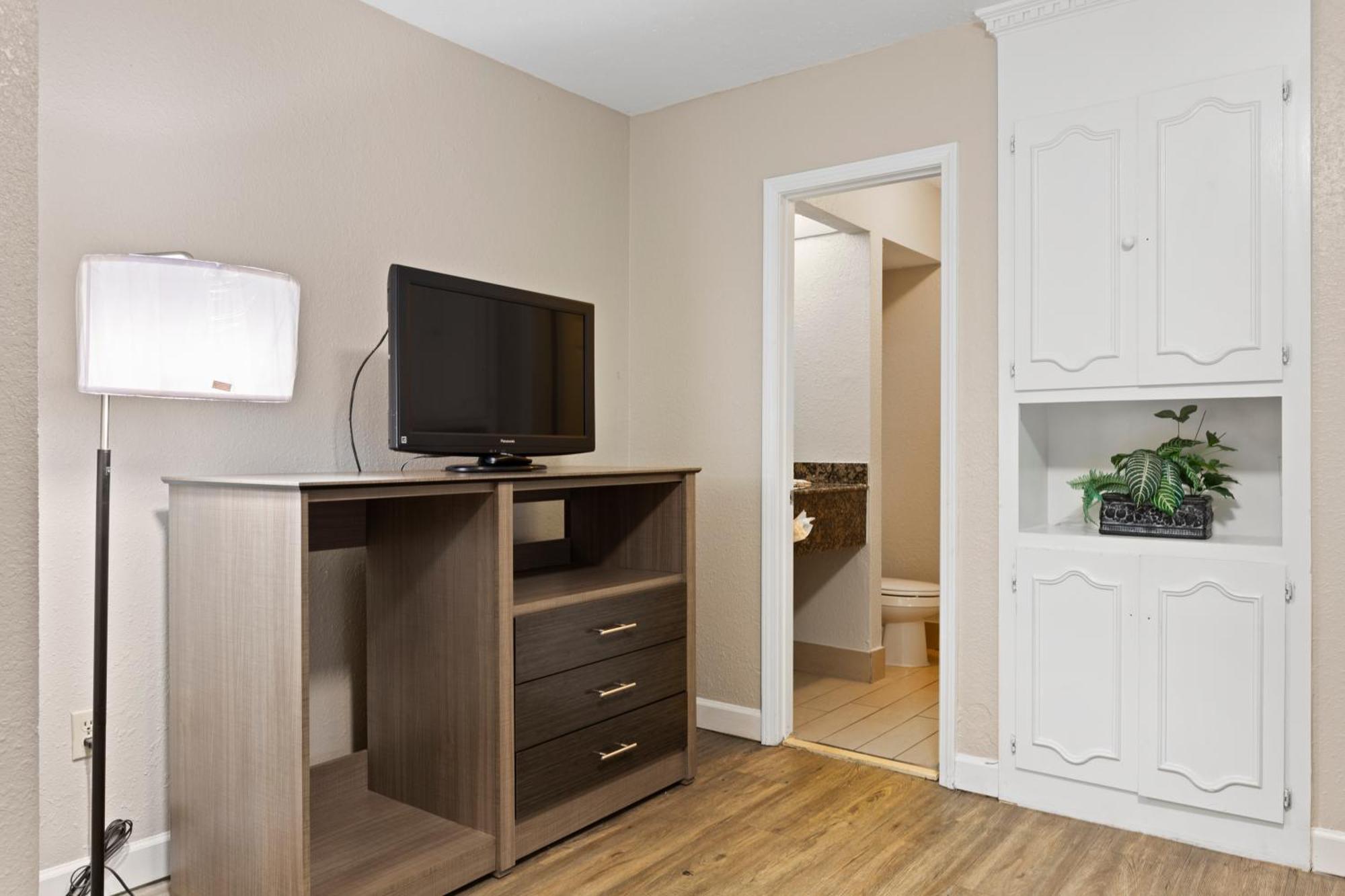 Ocean Crest Inn And Suites Μιρτλ Μπιτς Δωμάτιο φωτογραφία